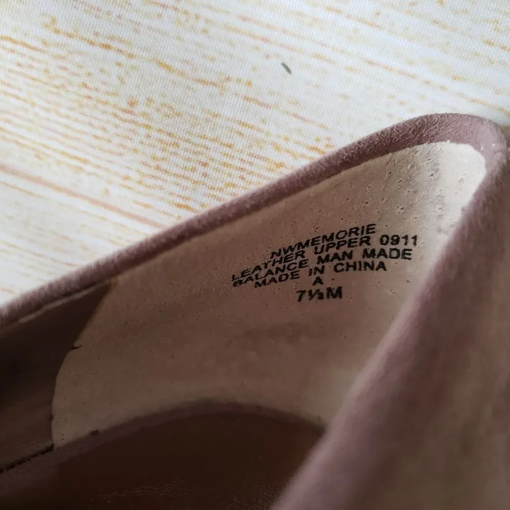 Nine West Memorie Suede Leather Round Toe Bow Platform Heels Pink Size 7 1/2M